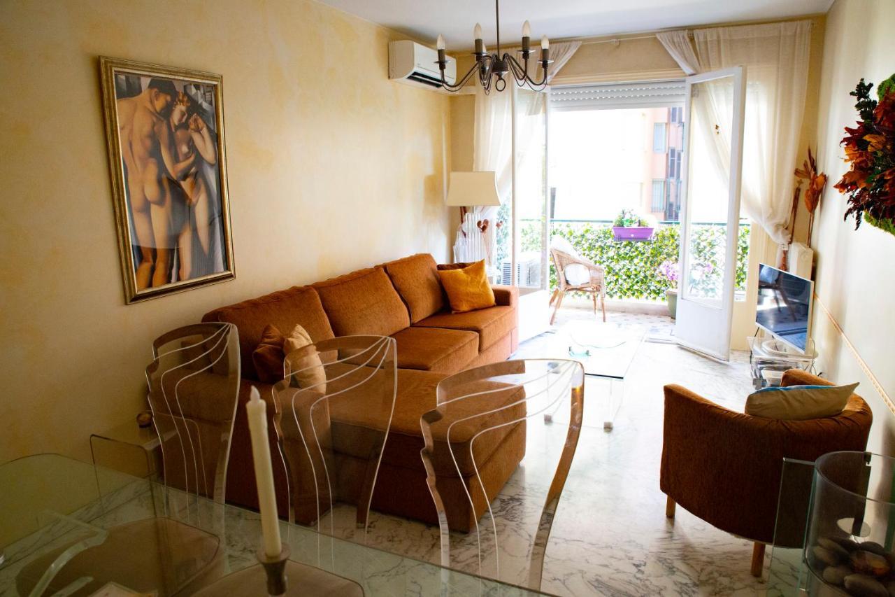 Chill Out Apartment, 2 Mins From Beach Nice Exterior photo